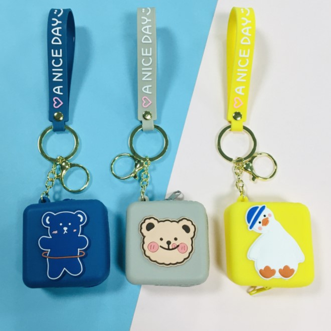 卡通立体公仔硅胶零钱包为何能够在市场上持续热销？